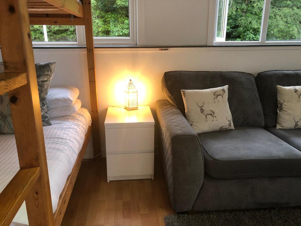 Attic Apartment Glasgow Buitenkant foto