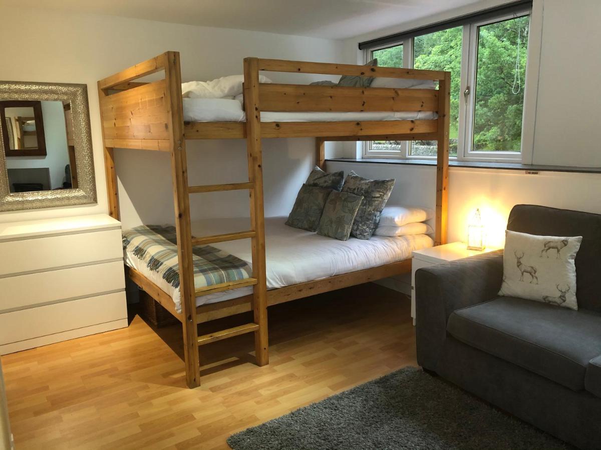 Attic Apartment Glasgow Buitenkant foto